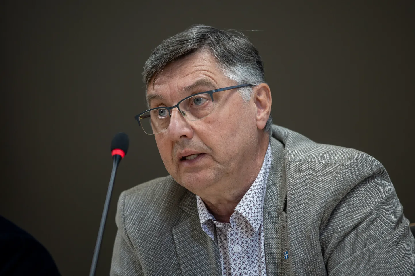 Старейшина волости Харку Эрик Сандла.
