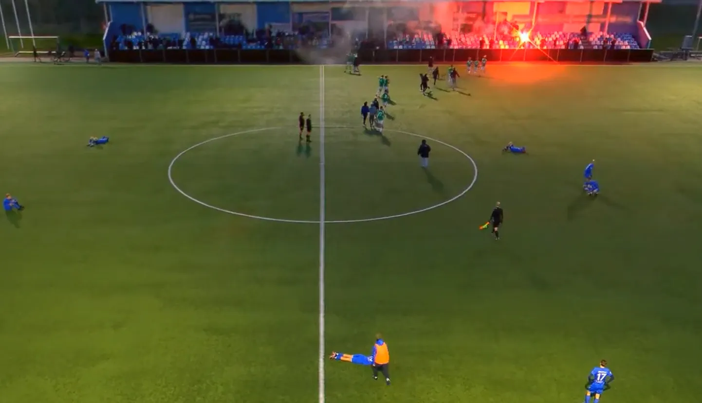 Tallinna FCI Levadia sai karistada noortemängul pürotehnika loata kasutamise eest.